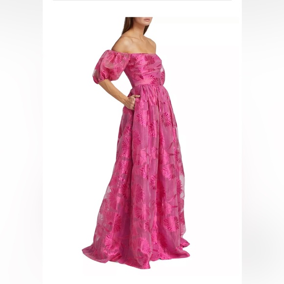 ML Monique Lhullier Pink Organza Jacquard Off-The-Shoulder Gown - Picture 3 of 5